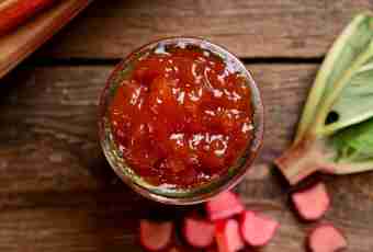 Rhubarb jam: what useful properties it has