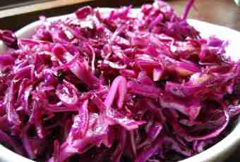 Cabbage raisin salad