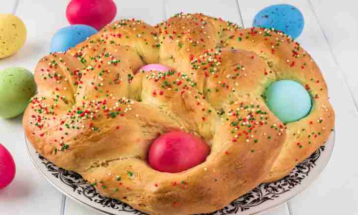 How to bake an Easter cake for Easter in the bread machine