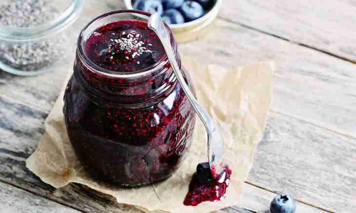 How to make jellylike bilberry jam