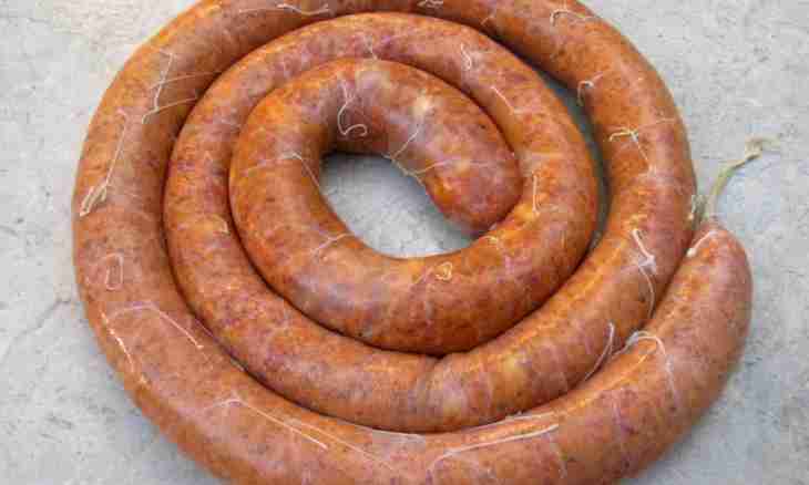 How to make home-made sausages from pork