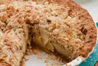 The French apple pie with a crumb