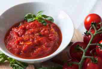 Plum and tomato and cherry sauce to meat