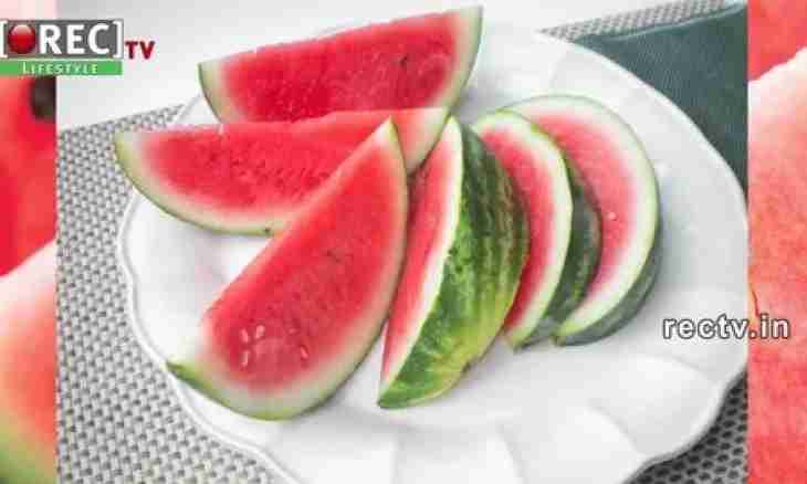 How to prepare candied fruits from melons and water-melon crusts