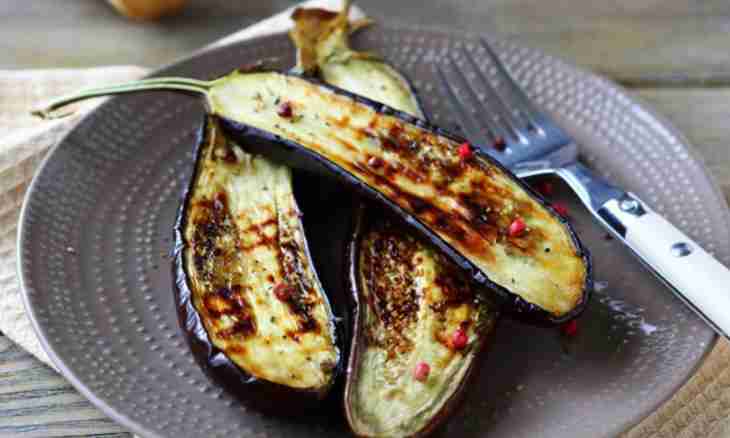 How tasty to pickle eggplants: 2 original ways
