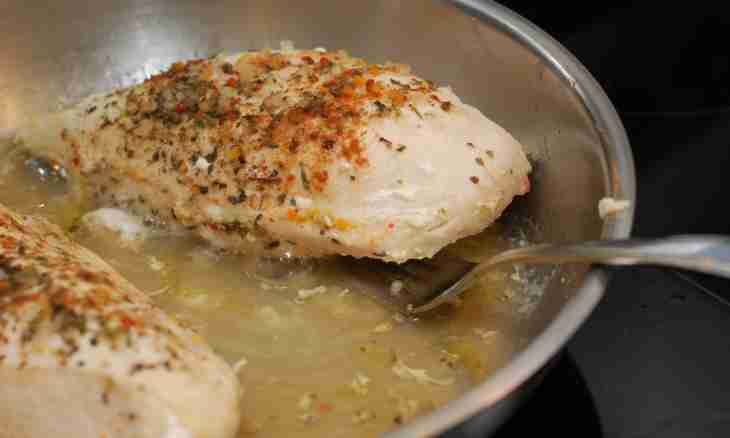 How to make chicken breasts in a frying pan