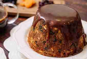 Chocolate cake with glaze