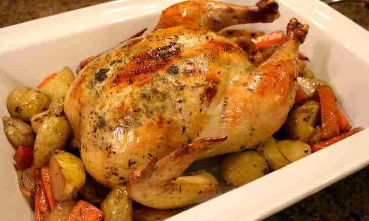 How to make roast chicken with young vegetables