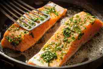 How tasty to bake a salmon