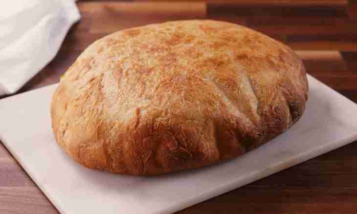 How to bake tasty home-made bread in the multicooker