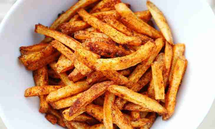 How to make tasty snack from fried paprika