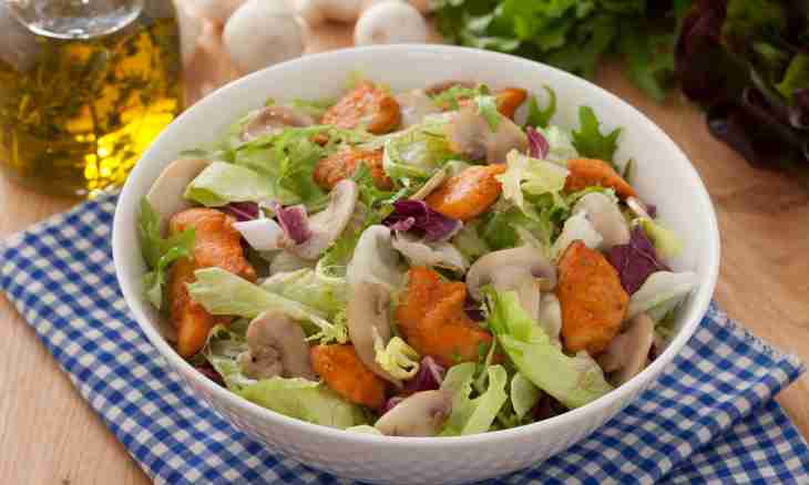 How to make puff chicken salad?