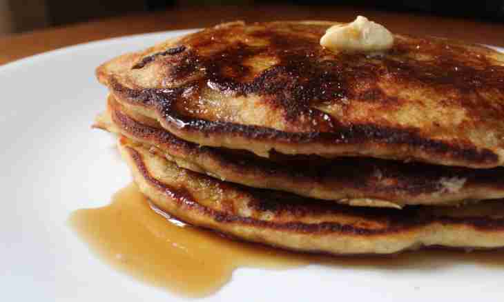 How to make thin pancakes on kefir