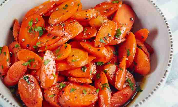 The stuffed champignons carrots