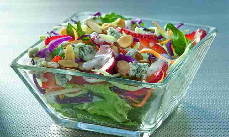 How to make summer salad