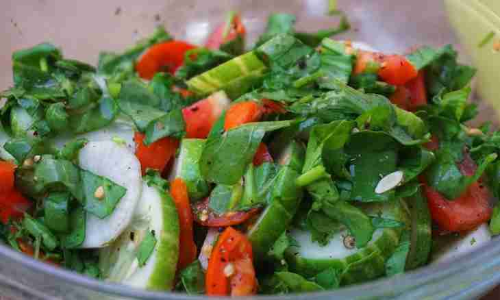 How to make cheap and tasty salad