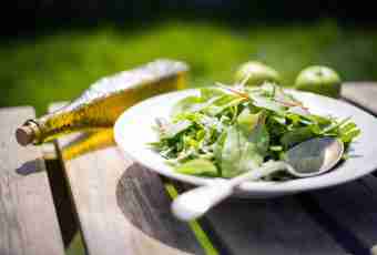 How to make egg herbs salad and a lemon
