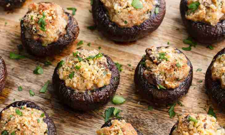 How to make the paprika stuffed with mushrooms