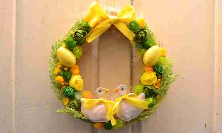 Barmy wreath for Easter