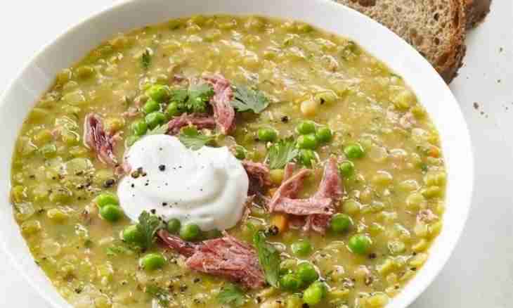 We cook nourishing pea smoked products soup