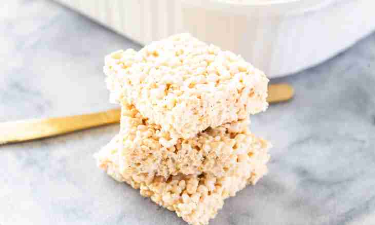 How to make rice cookies with a marshmallow