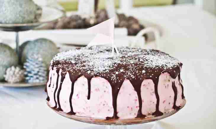 Caloric content of popular cakes and cakes