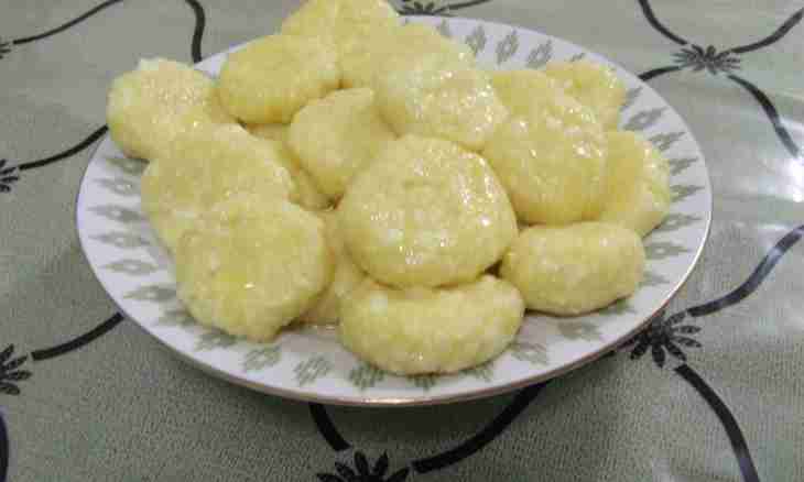 The simple recipe of lazy vareniki from cottage cheese