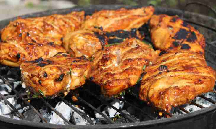 How to make chicken on a gas grill