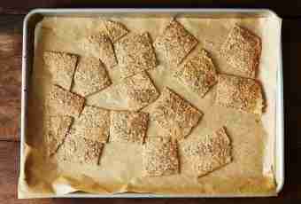 How to dry crackers in an oven