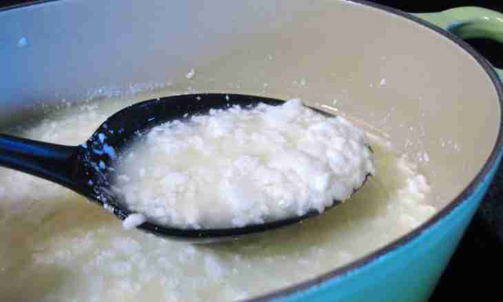 Home-made cottage cheese according to the classical recipe