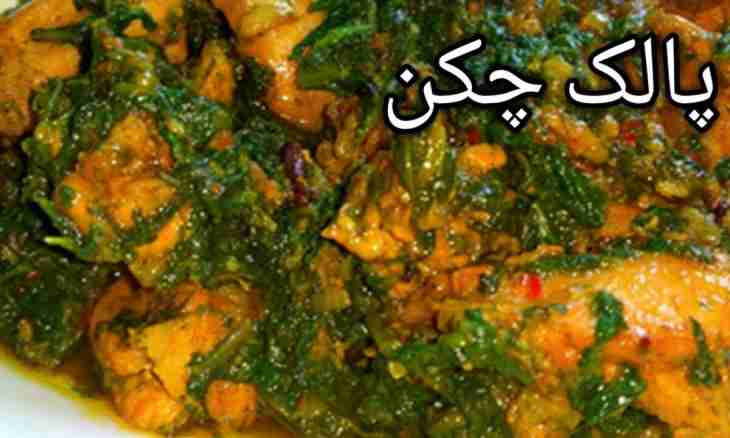 Chicken Sagwala is the Indian restaurant dish ""A chicken in spinach"