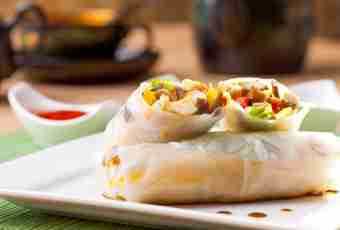 Thai cuisine: we prepare spring rolls