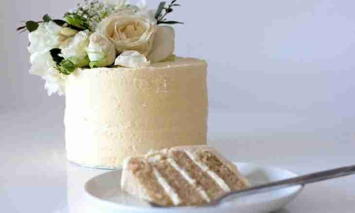 How to bake wedding cake