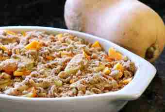 Casserole from squash with mincemeat