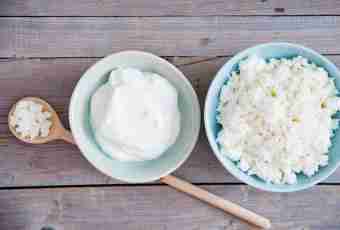 What to prepare from sour milk and cottage cheese
