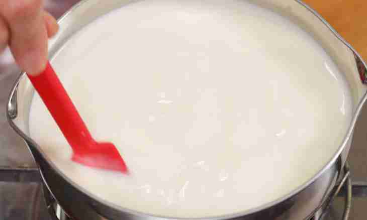 How to cook condensed milk