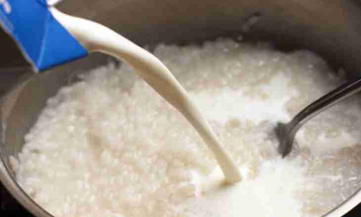 How to cook milk rice porridge