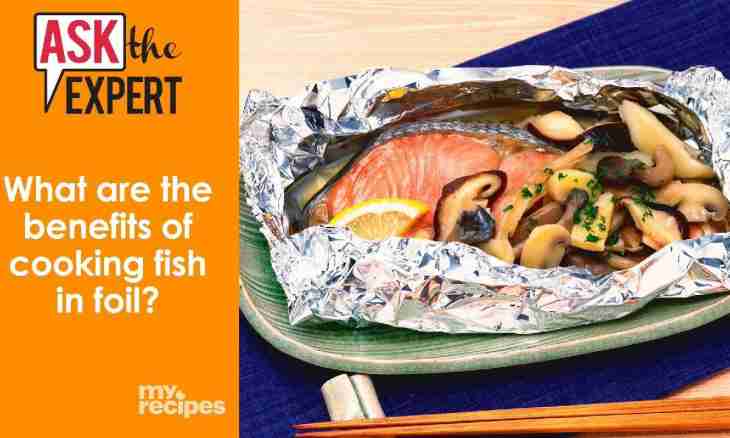 The river fish baked in a foil