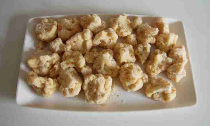 How to prepare a cauliflower in crackers