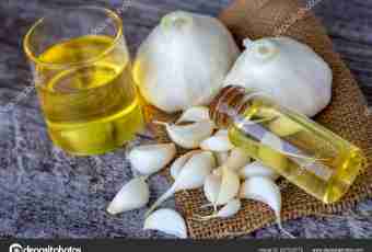 How to prepare a garlic oil