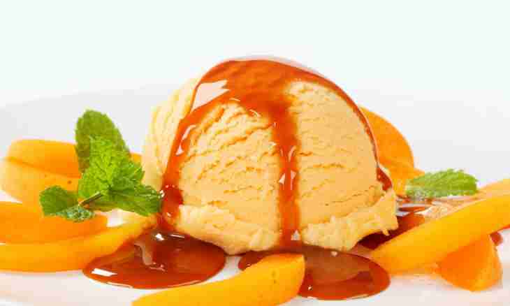 Ice cream from mango