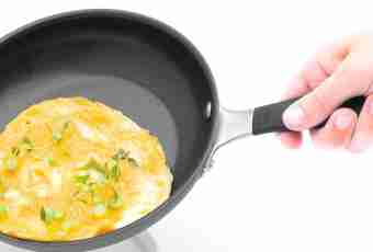 How to make usual omelet in a frying pan?